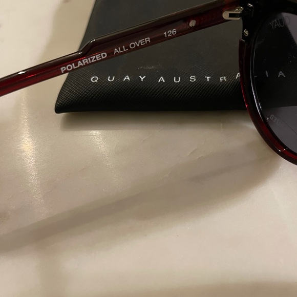 Quay Australia Polarized Sunglasses. - Picture 4 of 5